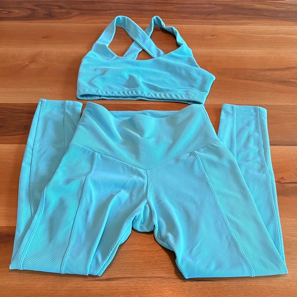 Onzie Sweetheart set